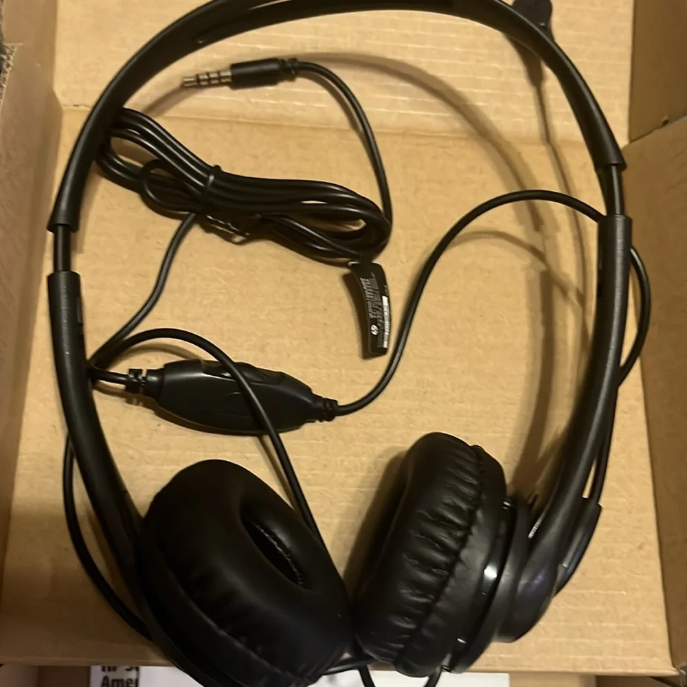 HP Stereo 3.5mm Headset Brand New